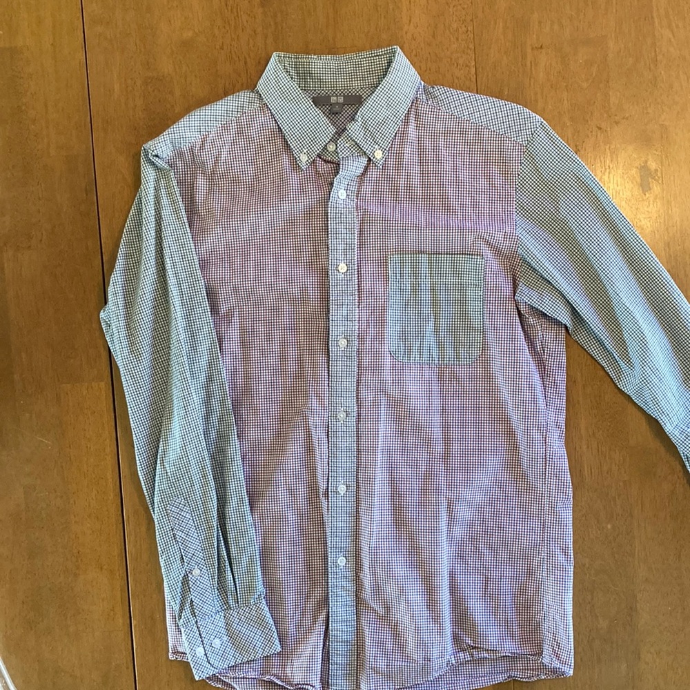 Uniqlo medium button up multi color casual shirt